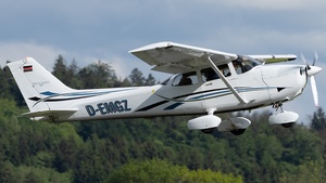 Photo of D-EMGZ - Cessna 172S Skyhawk SP operated by Luftsportverein Landshut
