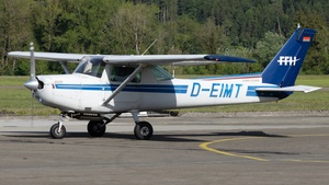 Photo of D-EIMT - Reims-Cessna F152 II operated by FFH Flight Training
