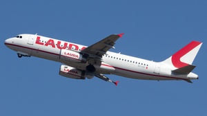 Photo of 9H-IHD - Airbus A320-232 operated by Lauda Europe