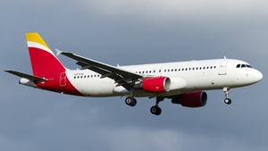 Photo with serial 3278 - Airbus A320-214