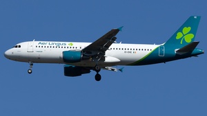 Photo with serial 3129 - Airbus A320-214