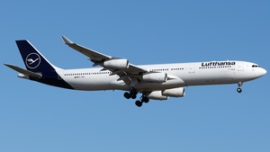 Photo of D-AIGW - Airbus A340-313 operated by Lufthansa