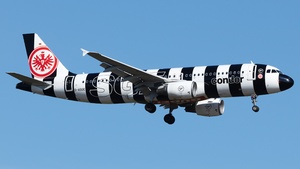 Photo of D-ASGE - Airbus A320-214 operated by Condor
