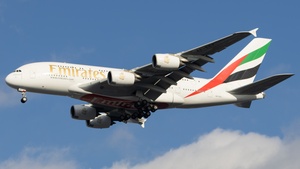 Photo of A6-EEV - Airbus A380-861 operated by Emirates