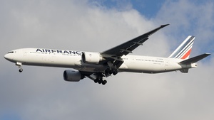 Photo of F-GZNI - Boeing 777-328(ER) operated by Air France