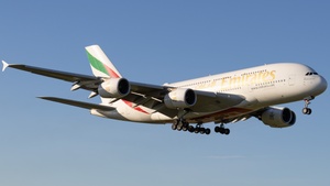 Photo of A6-EUN - Airbus A380-842 operated by Emirates
