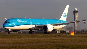 Photo of PH-BKM - Boeing 787-10 Dreamliner operated by KLM Royal Dutch Airlines