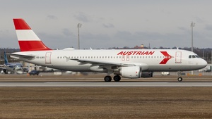 Photo of OE-LBO - Airbus A320-214 operated by Austrian Airlines