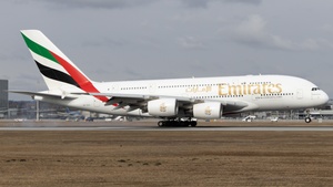 Photo of A6-EDX - Airbus A380-861 operated by Emirates