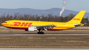 Photo of D-AEAI - Airbus A300B4-622R(F) operated by European Air Transport