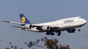 Photo of D-ABYI - Boeing 747-830 operated by Lufthansa