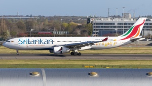 Photo of 4R-ALP - Airbus A330-343 operated by SriLankan Airlines