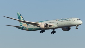 Photo of A6-BMH - Boeing 787-10 Dreamliner operated by Etihad Airways