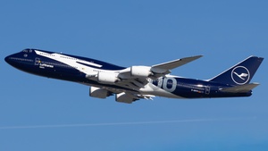 Photo of D-ABYN - Boeing 747-830 operated by Lufthansa