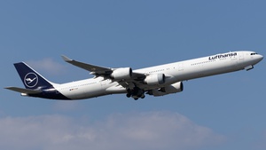 Photo of D-AIHF - Airbus A340-642 operated by Lufthansa