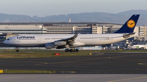 Photo of D-AIGS - Airbus A340-313 operated by Lufthansa