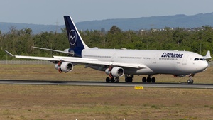 Photo of D-AIFF - Airbus A340-313 operated by Lufthansa