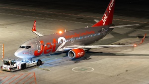 Photo of G-GDFT - Boeing 737-36Q operated by Jet2