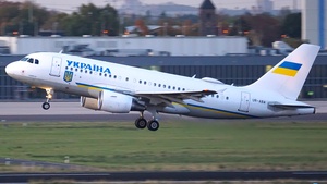 Photo of UR-ABA - Airbus A319-115(CJ) operated by Government of Ukraine