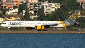 Photo of D-ABOH - Boeing 757-330 operated by Condor