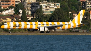 Photo of D-ABOJ - Boeing 757-330 operated by Condor
