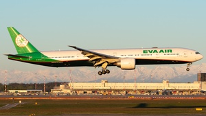 Photo of B-16733 - Boeing 777-3SH(ER) operated by EVA Air