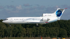 Photo with serial 4520424410016 - Yakovlev Yak-42D