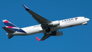 Photo of N420LA - Boeing 767-316F operated by LATAM Cargo