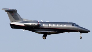 Photo of Embraer Phenom 300E - Zürich