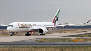 Photo of A6-EXC - Airbus A350-941 operated by Emirates