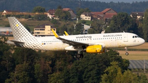 Photo of EC-MNZ - Airbus A320-232 operated by Vueling