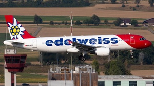 Photo of HB-IHX - Airbus A320-214 operated by Edelweiss Air