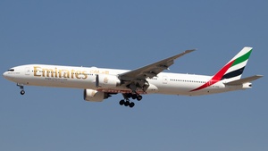 Photo of A6-ENQ - Boeing 777-31H(ER) operated by Emirates