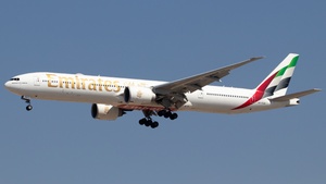 Photo of A6-EQH - Boeing 777-31H(ER) operated by Emirates