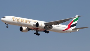 Photo of A6-EGL - Boeing 777-31H(ER) operated by Emirates