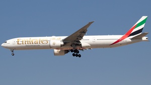 Photo of A6-EPM - Boeing 777-31H(ER) operated by Emirates