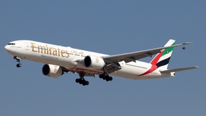 Photo of A6-ENY - Boeing 777-31H(ER) operated by Emirates