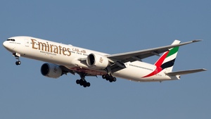 Photo of A6-ECK - Boeing 777-31H(ER) operated by Emirates