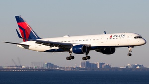 Photo of N687DL - Boeing 757-232 operated by Delta Air Lines