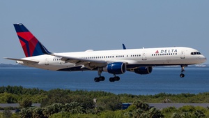 Photo of N554NW - Boeing 757-251 operated by Delta Air Lines