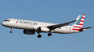 Photo of N164NN - Airbus A321-231 operated by American Airlines