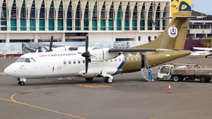 Photo with serial 122 - ATR 42-300(QC)