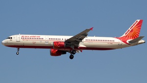 Photo of VT-PPM - Airbus A321-211 operated by Air India