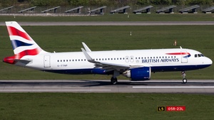 Photo with serial 10548 - Airbus A320-251N