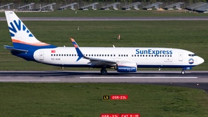 Photo of TC-SOE - Boeing 737-8HC operated by SunExpress