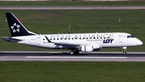 Photo of SP-LIO - Embraer ERJ-175LR operated by LOT Polish Airlines