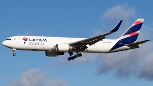 Photo of N538LA - Boeing 767-316(ER)(BCF) operated by LATAM Cargo Colombia