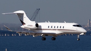 Photo of N790QS - Bombardier Challenger 350 operated by NetJets