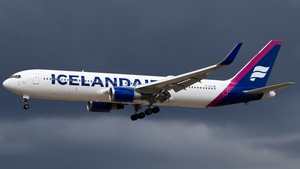 Photo of TF-ISO - Boeing 767-319(ER) operated by Icelandair