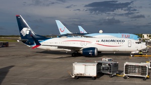 Photo of N105JS - Boeing 737 MAX 8 operated by Aeroméxico